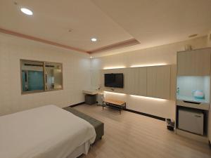 Phòng Đôi Cao Cấp (Superior Double Room)
