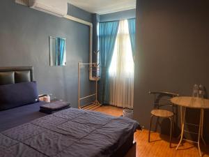 Phòng Đơn Hạng Bình Dân (Budget Single Room)