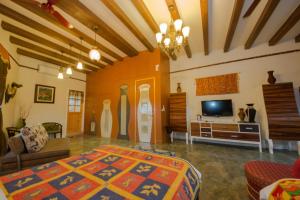 Phòng Hai Giường Đơn Loại Sang (Deluxe Twin Room)