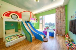 Phòng 4 Người Có Bồn Tắm (Quadruple Room with Bath)