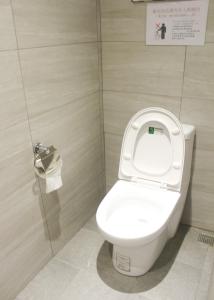 Giường trong Phòng ngủ tập thể Nữ 4 Người (Bed in 4-Bed Female Dormitory Room)