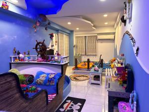 Phòng Bốn Người Có Phòng Tắm Riêng (Quadruple Room with Private Bathroom)
