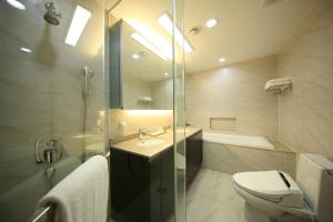 Căn Hộ Áp Mái (Penthouse Apartment)