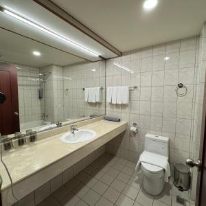 Phòng Deluxe 4 người (Deluxe Quadruple Room)