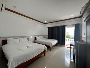Phòng Deluxe 4 Người (Deluxe Quadruple Room)