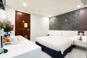 Phòng Tiêu Chuẩn Có Giường Cỡ King (Standard King Room)