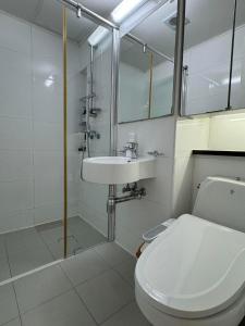 Căn Hộ 1 Phòng Ngủ Nhìn Ra Thành Phố (One-Bedroom Apartment With City View)