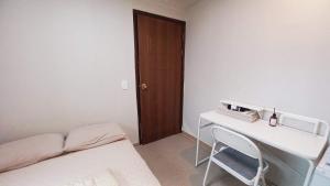 Phòng Giường Đôi Có Phòng Tắm Riêng (Double Room with Private Bathroom)