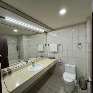 Phòng Tiêu chuẩn cho 3 người không có cửa sổ (Standard Triple Room without Window)