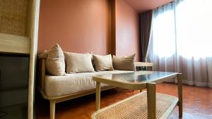 Suite Deluxe Có Giường Cỡ Queen (Deluxe Queen Suite)