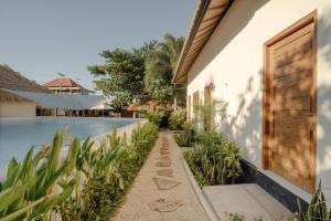 Phòng 2 Giường Đơn Nhìn Ra Khu Vườn (Twin Room with Garden View)
