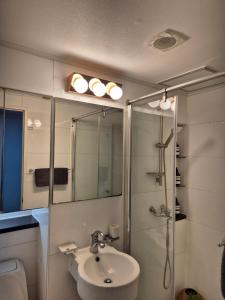 Căn Hộ 1 Phòng Ngủ (One-Bedroom Apartment)