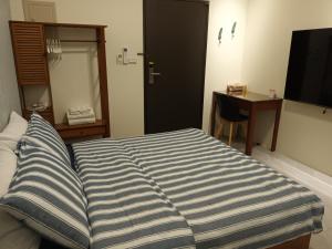 Phòng Giường Đôi Có Bồn Tắm Spa (Double Room with Spa Bath)