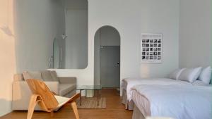 Phòng 4 Người Nhìn ra Hồ nước (Quadruple Room with Lake View)