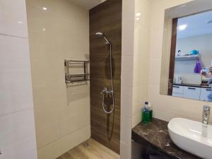 Căn Hộ 2 Phòng Ngủ Có Ban Công (Two-Bedroom Apartment with Balcony)