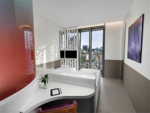 Wink Lite Twin Cityview