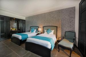 Phòng Hai Giường Đơn Loại Sang (Deluxe Twin Room)
