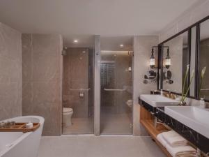 Suite Có Hồ Bơi Riêng (Suite with Private Pool)