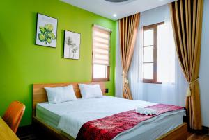 Phòng Tiêu Chuẩn Giường Lớn (Standard King Room)