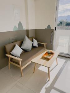 Phòng Bốn Người Có Phòng Tắm Riêng (Quadruple Room with Private Bathroom)
