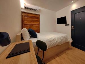 Phòng Compact 1 người (Compact Single Room)