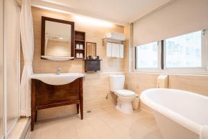Phòng Superior 4 Người (Superior Quadruple Room)