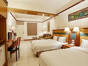 Suite Gia Đình Deluxe (Deluxe Family Suite)