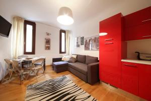 Al Mercà One-Bedroom Apartment room in Venice Homes & Holidays