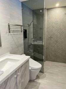 Phòng 3 Người Có Phòng Tắm Riêng (Triple Room with Private Bathroom)