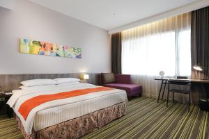 Phòng Đôi Loại Sang (Deluxe Double Room)
