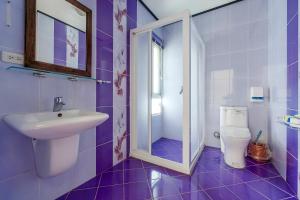 Phòng 4 Người Có Ban Công (Quadruple Room with Balcony)