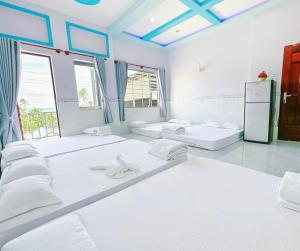 Phòng Gia Đình Có Ban Công (Family Room with Balcony)