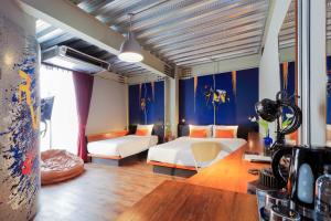 Phòng 3 Người Lớn - Không Hút Thuốc (Large Triple Room - Non-Smoking)