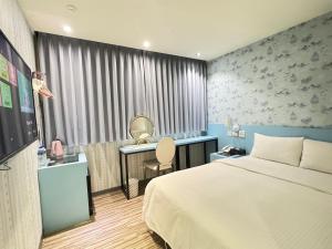 Phòng Tiêu Chuẩn Giường Đôi (Standard Double Room)
