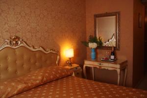 Double or Twin Room room in Hotel San Gallo
