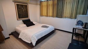Phòng Loại Sang Giường Đôi (Deluxe Double Room)