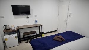 Phòng Giường Đôi Có Phòng Tắm Riêng (Double Room with Private Bathroom)