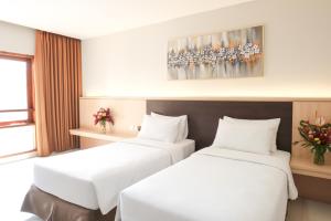 Deluxe Twin Room with Mountain View - No Balcony