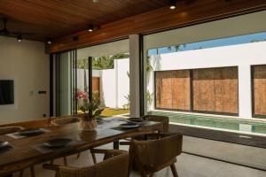 Biệt Thự 2 Phòng Ngủ (Two-Bedroom Villa)