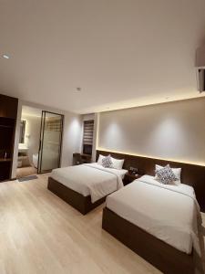 Phòng 4 Người Có Bồn Tắm (Quadruple Room with Bath)