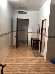 Phòng Tiêu Chuẩn 4 Người (Standard Quadruple Room)