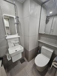 Căn Hộ 2 Phòng Ngủ (Two-Bedroom Apartment)