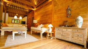 Phòng Deluxe Có Giường Cỡ King (Deluxe King Room)