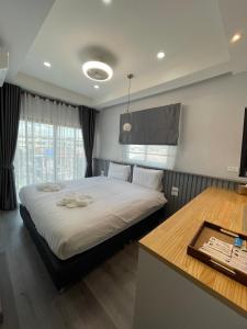 Luxury with Balcony - High Tea Inclusive