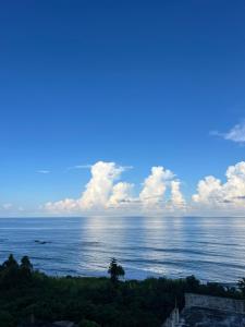 Phòng Deluxe Giường Đôi Với Ban Công và Tầm Nhìn Ra Biển (Deluxe Double Room with Balcony and Sea View)