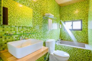 Phòng Deluxe Giường Đôi Có Bồn Tắm (Deluxe Double Room with Bath)