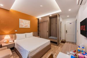 Phòng Deluxe Giường Đôi Có Ban Công (Deluxe Double Room with Balcony)