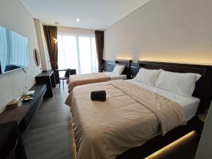 Studio Deluxe Giường Đôi (Deluxe Double Studio)