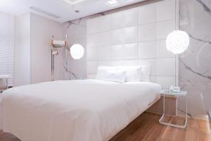 Deluxe Double Room with Jacuzzi and 86 inch Flat-screen TV
