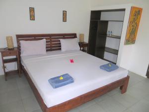 Phòng Giường Đôi Có Ban Công (Double Room with Balcony)